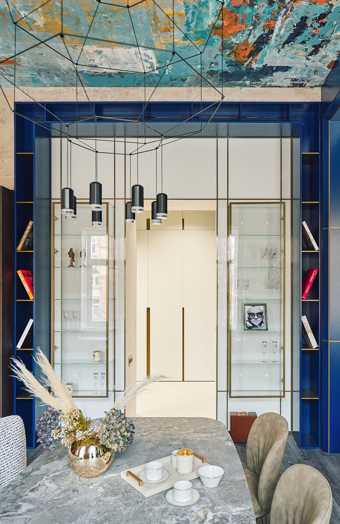 Apartment With An Attic In The City Center